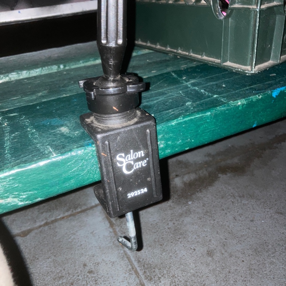 clamp it - Picture 3 of 5